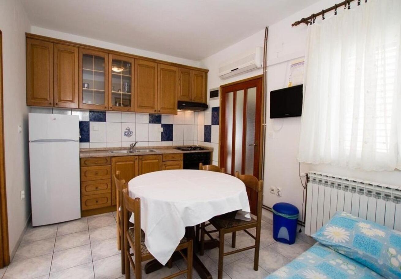 Apartments Juri Sućuraj Εξωτερικό φωτογραφία