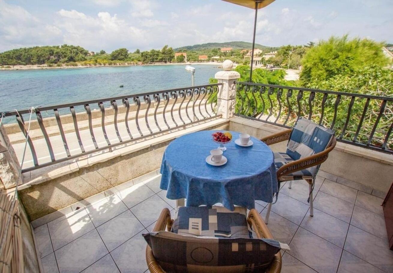 Apartments Juri Sućuraj Εξωτερικό φωτογραφία