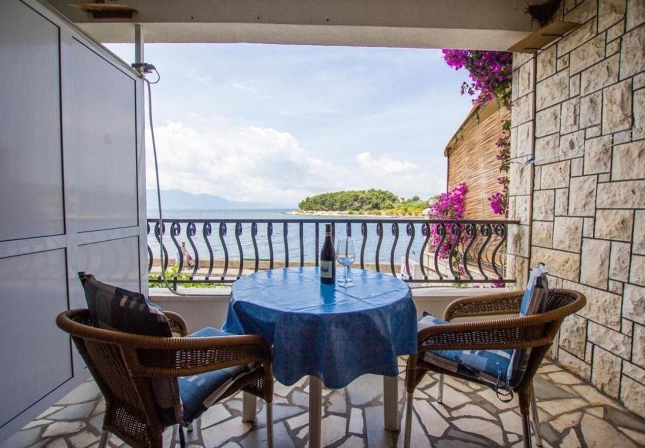 Apartments Juri Sućuraj Εξωτερικό φωτογραφία