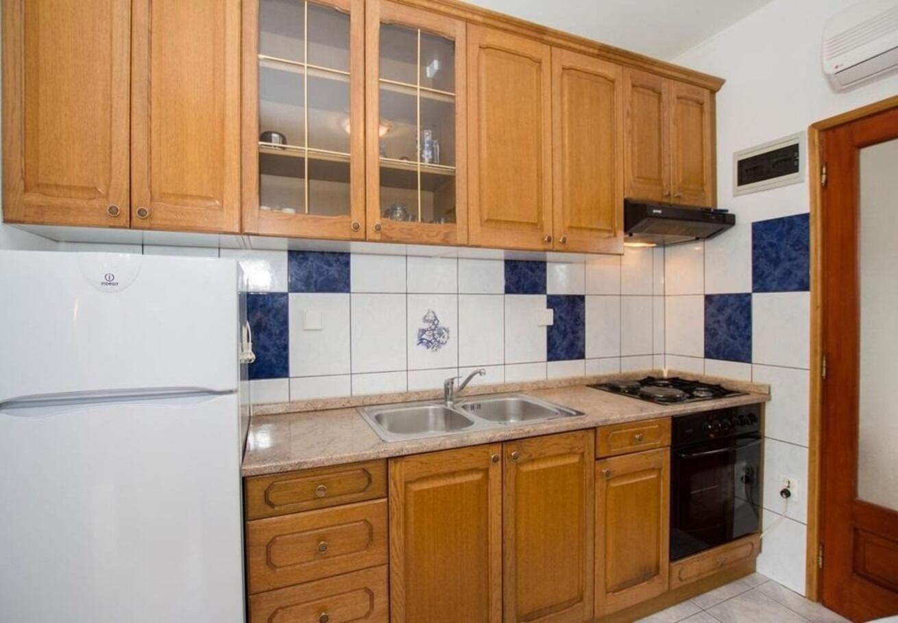 Apartments Juri Sućuraj Εξωτερικό φωτογραφία