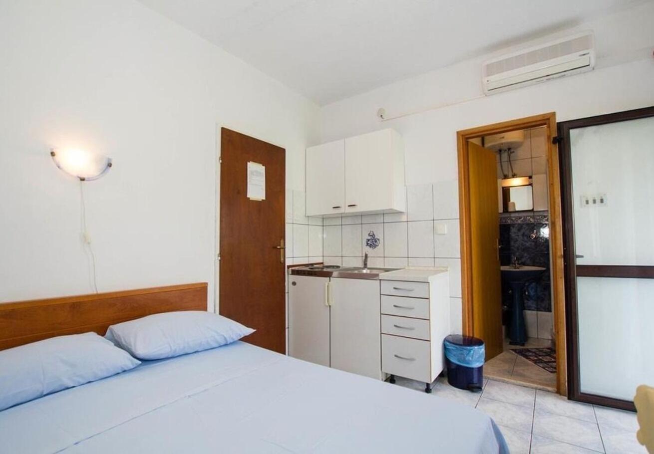 Apartments Juri Sućuraj Εξωτερικό φωτογραφία